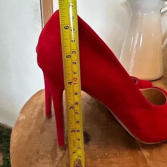 X2B Sexy Red Heels size 10 - Picture 7 of 7